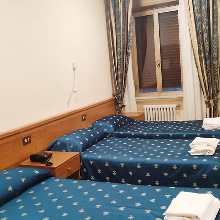 Suore Concezioniste Missionarie - Carmen Salles Roma Bed & Breakfast Exterior photo