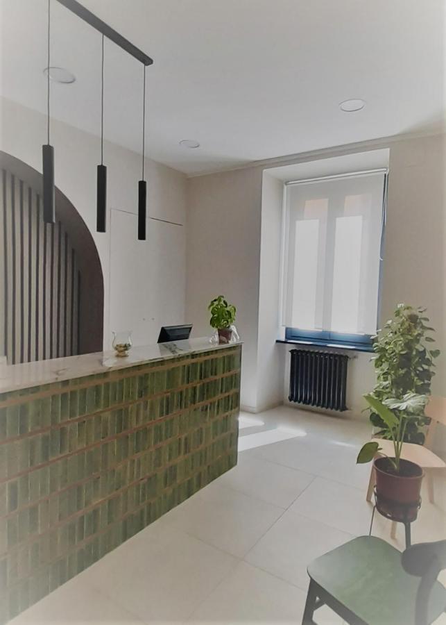 Suore Concezioniste Missionarie - Carmen Salles Roma Bed & Breakfast Exterior photo